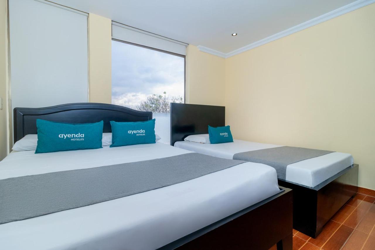 Hotel Ayenda Normandy Богота Екстериор снимка