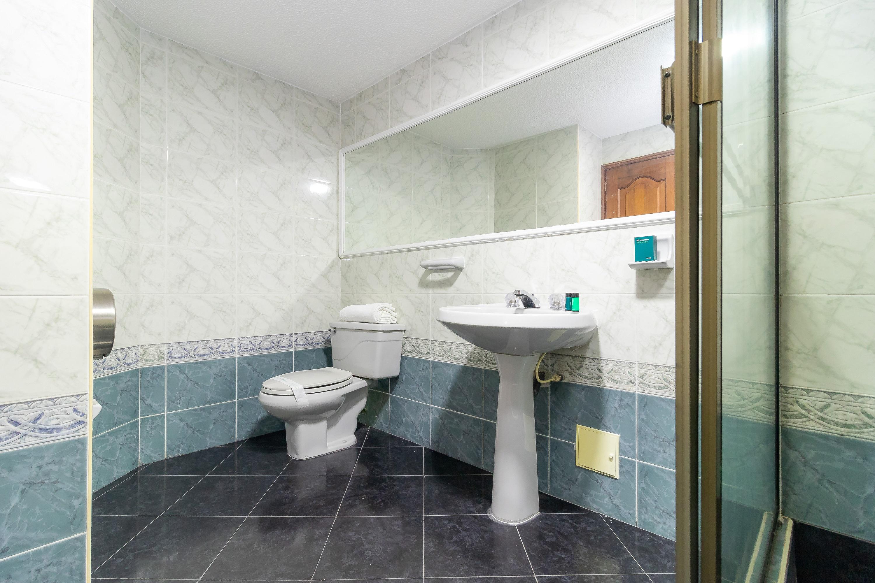 Hotel Ayenda Normandy Богота Екстериор снимка