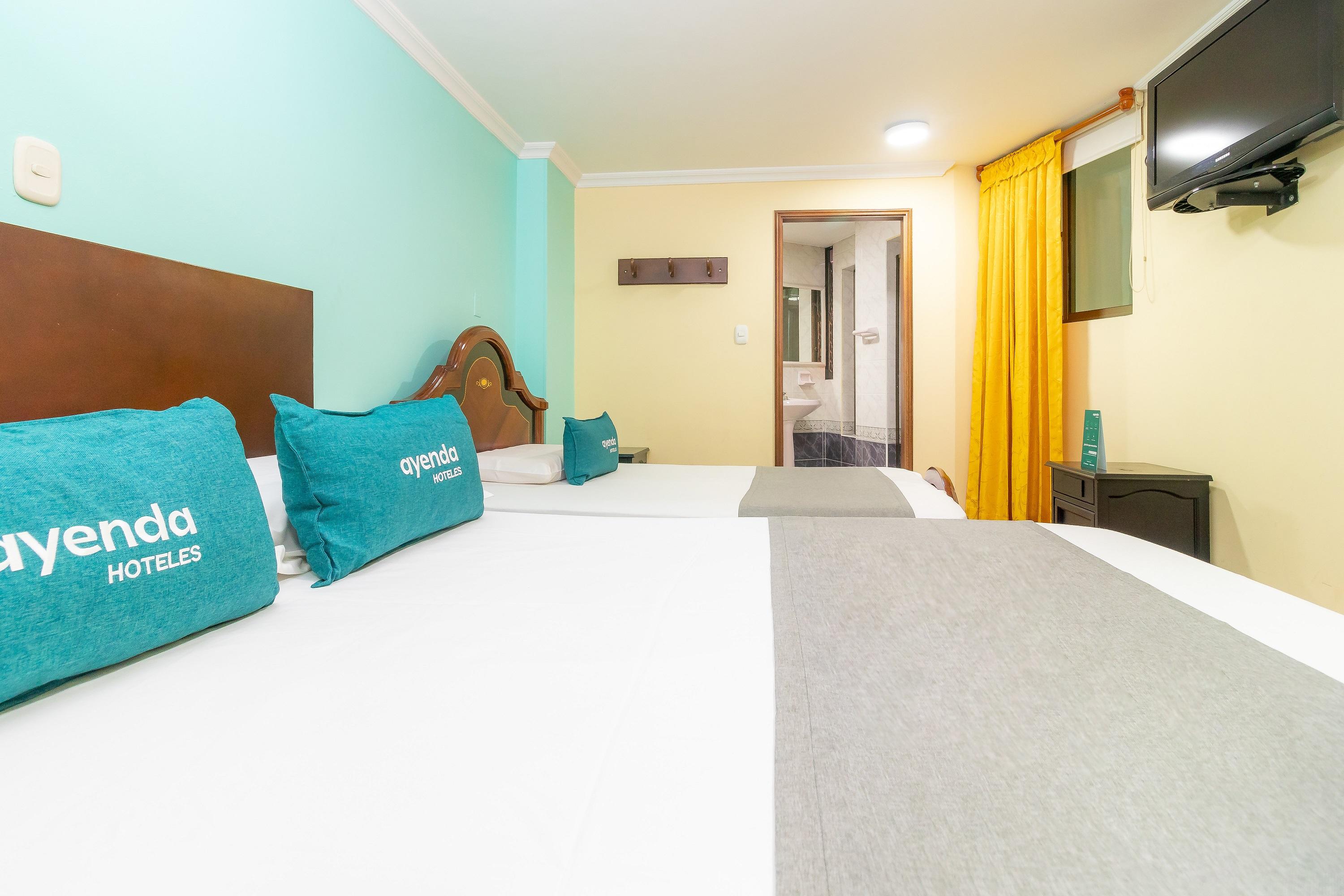 Hotel Ayenda Normandy Богота Екстериор снимка
